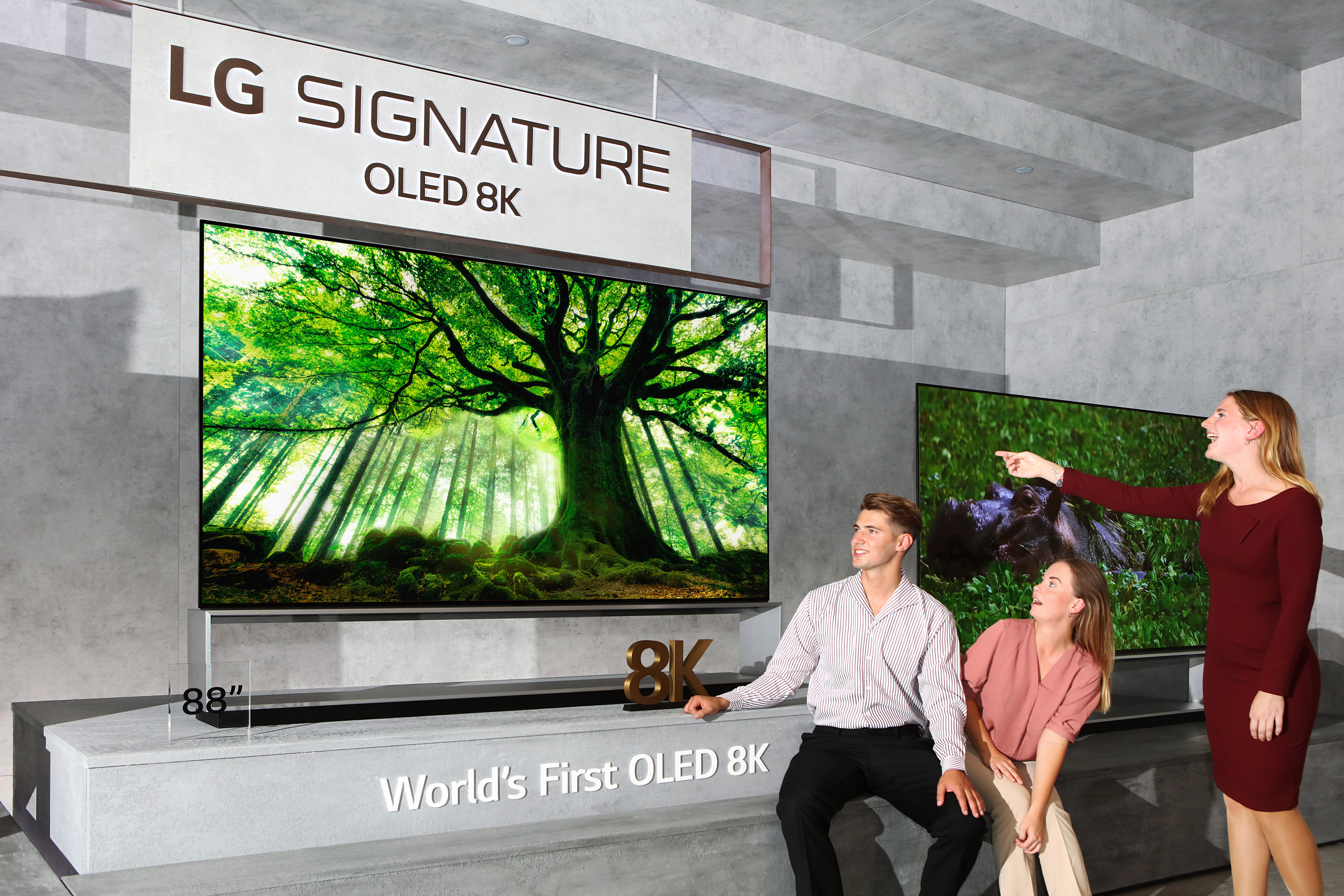 TV OLED 8K Pertama di Dunia.