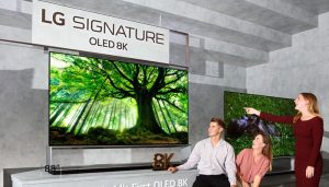 TV OLED 8K Pertama di Dunia.